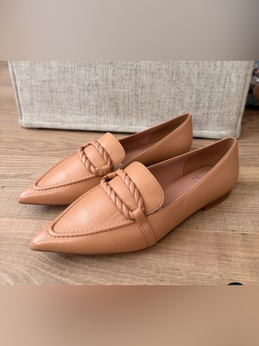 Línea Paolo Women's Tan Leather Braided Loafer